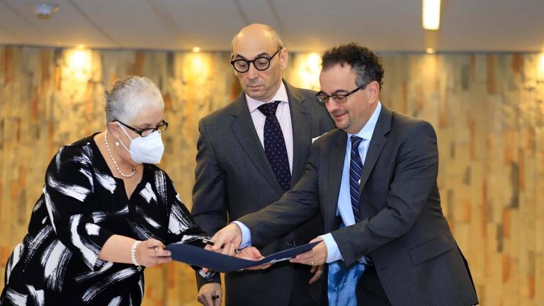 Tec, PNUD y Embajada Británica potenciar remesas con acuerdo