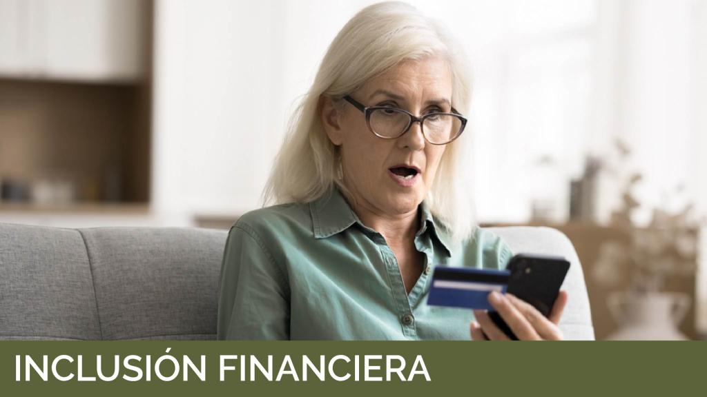 Protege a tus adultos mayores de fraudes financieros cibernéticos